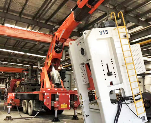 鹿寨提升工作效率，选择优质折臂吊租赁服务