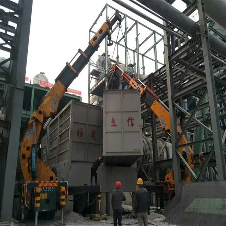 鹿寨吊车出租价格对比：短期租赁与长期包月哪个更划算？